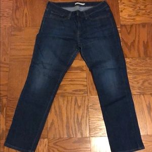 Women’s Levi’s Jeans - 712 Slim